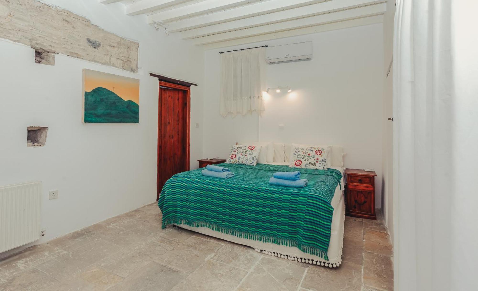 Archondia House - Holiday Apartments With Pool กาลาวาซอส ภายนอก รูปภาพ